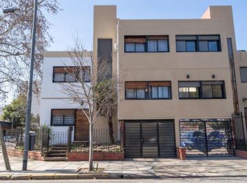 PH · 73m² · 5 Ambientes · 1 Cochera · PH en Villa Devoto Venta