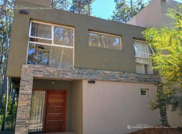 Casa · 145m² · 4 Ambientes · 2 Cocheras · Casa en Venta a 3 Cuadras de La Playa en Mar Azul