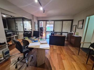 Oficina comercial de 4 ambientes, Rosario · Alquiler Amplia Oficina Av Pellegrini 1700