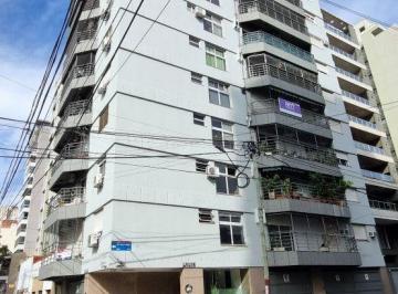 Departamento de 3 ambientes, Lanús · Semipiso de 3 Ambientes con Cochera - "Lanusita"
