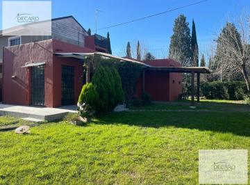 Casa · 75m² · 3 Ambientes · 1 Cochera · Oportunidad Casa en El Barrio Pelegrini III, Apto Credito