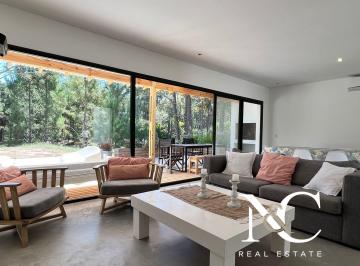 Casa · 135m² · 4 Ambientes · Casa en Venta en Costa Esmeralda Deportiva