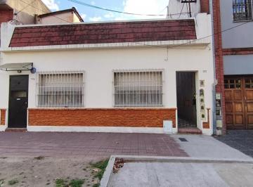 PH de 4 ambientes, Lomas de Zamora · PH Interno a Reciclar