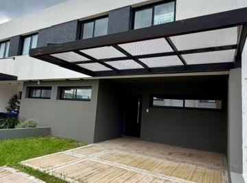 Foto · Dúplex 4 Dorm. en Prados de Manantiales Cochera Doble, Galería con Asador y Patio