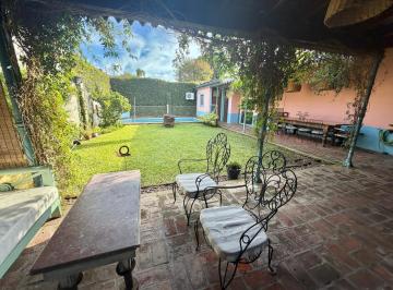 Casa de 4 ambientes, San Isidro · Muy Linda Casa en Martinez, Próx. Al Hipódromo: 3 Dor, Playroom, Jardín, Galería C/parrilla y Pile.