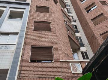 Departamento de 2 ambientes, Córdoba · Impecable - 1 Dorm Reciclado a Nuevo en Bv. Chacabuco 466 - Nueva Córdoba