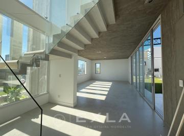 Casa · 263m² · 5 Ambientes · 1 Cochera · Casa en Venta en Carpinchos, Nordelta, Tigre