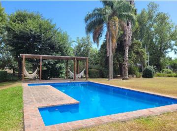 Quinta vacacional · 143m² · 3 Ambientes · 1 Cochera · Casa