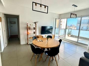 Casa de 3 ambientes, Villa Urquiza · Departamento en Venta en Venta 3 Ambientes C/ Cochera en Villa Urquiza
