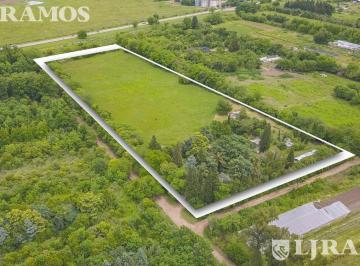 Terreno · 40000ha · 4 Dormitorios · 2 Cocheras · Matheu El Campito