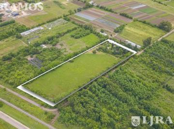 Terreno · 40000ha · 4 Dormitorios · 2 Cocheras · Matheu El Campito