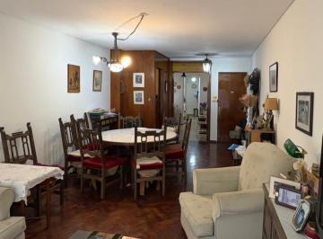 Departamento · 84m² · 4 Ambientes · Departamento en Centro