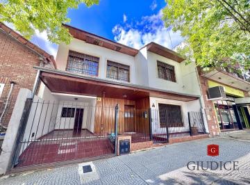 Casa · 243m² · 5 Ambientes · 1 Cochera · Casa 5 Ambientes en Venta Monte Grande