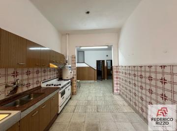 Casa · 156m² · 4 Ambientes · 1 Cochera · Apta Credito! Venta Casa en Alta Cordoba. 3 Dorm. Isabel La Catolica 900