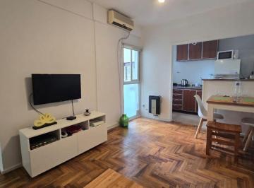 Departamento de 2 ambientes, Recoleta · 2 Ambientes con Cochera en Recoleta – Ideal Inversión o Primera Vivienda
