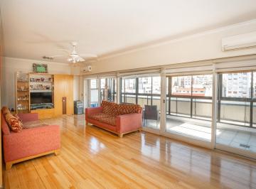 Departamento · 160m² · 4 Ambientes · 2 Cocheras · Excelente Depto. con Cochera Doble - Muy Luminoso - Frente - 3 Dorm - Liv y Com en L - Balcón Terraza