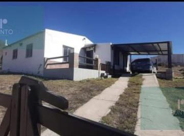 Casa · 400m² · 2 Dormitorios · Casa en El Mollar