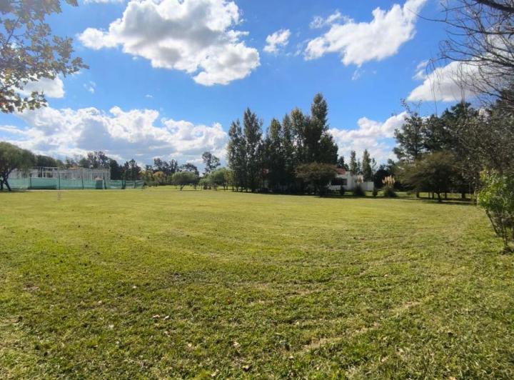 Terreno · 1987m²