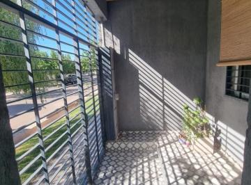 Casa · 120m² · 2 Dormitorios · 1 Cochera · Greenwood Inmobiliaria Vende Casa - B° Nuevo Siglo