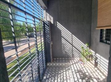 Casa · 120m² · 2 Dormitorios · 1 Cochera · Greenwood Inmobiliaria Vende Casa - B° Nuevo Siglo