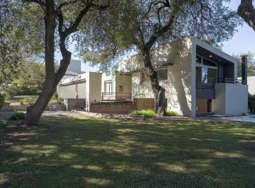 Casa · 240m² · 5 Ambientes · 2 Cocheras · Casa en Barrio Cerrado Solares de San Alfonso