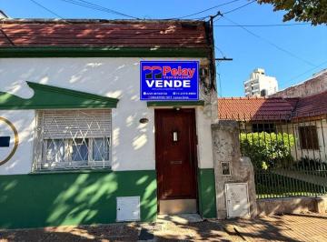 PH 170m² Venta Lanús Oeste · En Venta PH 5 Amb con Patio y Terraza en Lanus O. Apto Credito!