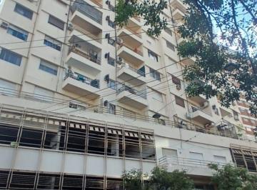 Departamento de 2 ambientes, Rosario · Venta Depto 1 Dormitorio. Balcon (Corrientes 1700)