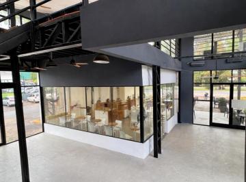 Local comercial · 200m² · 3 Ambientes · 20 Cocheras · Local en Funes