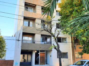 Departamento · 62m² · 3 Ambientes · 1 Cochera · Departamento en Venta 2 Dorm. La Plata