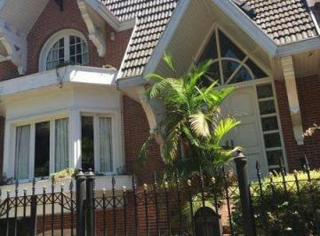 Casa · 540m² · Chalet de Gran Categoria en Venta