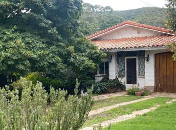 Casa de 5 ambientes, La Cumbre · Inti Huasi