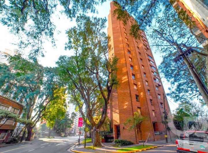 Departamento · 229m² · 6 Ambientes · 3 Cocheras