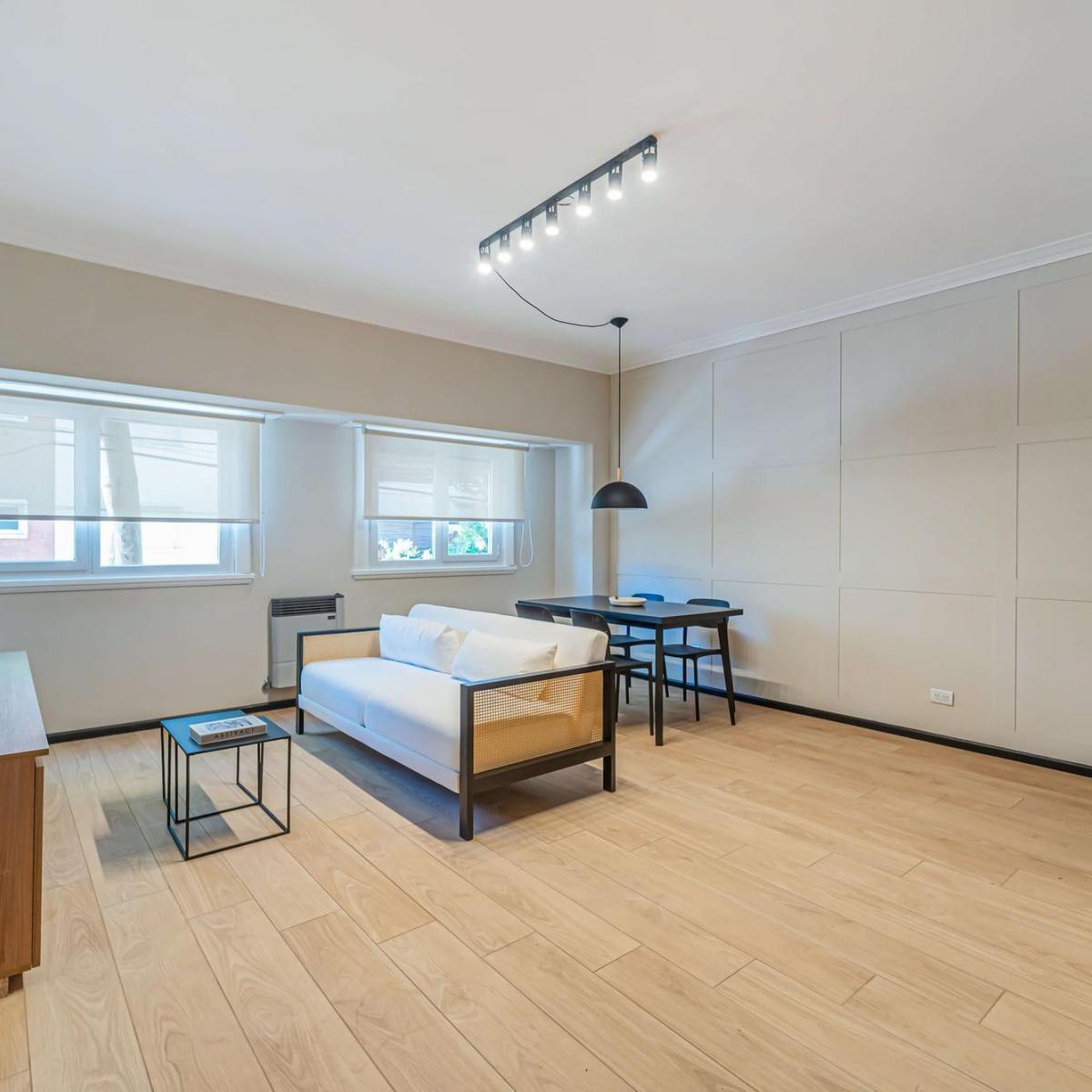 Venta de Departamento 3 Ambientes al Frente con Balcón – Almirante Brown 2506