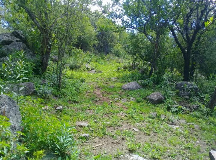 Terreno · 588m²