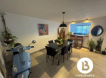 Casa · 111m² · 5 Ambientes · 1 Cochera · Casa en Venta - Calera - 3 Dorm. 1 Baño 1 Cochera y Patio Grande