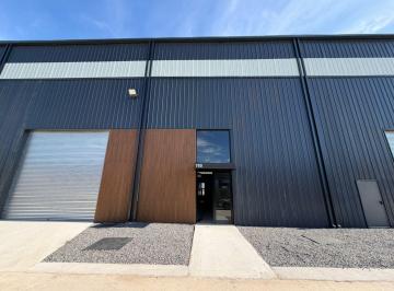Depósito · 558m² · 2 Cocheras · Depósito en Tigre