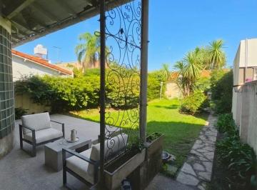 Casa de 3 ambientes, General San Martín · Casa 3 Ambientes en Venta en Villa Ballester