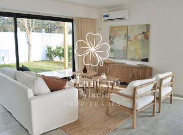 Casa · 140m² · 4 Ambientes · 2 Cocheras · Casa en Venta a Estrenar Newhaus