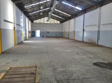 Bodega-Galpón · 470ha · Galpón Céntrico en Venta en Bariloche