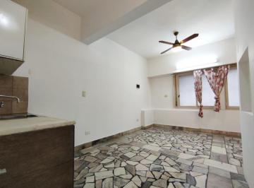 PH · 24m² · 1 Ambiente · PH Monoambiente Dividido, en Pb Al Frente con Entrada Directa de La Calle. Ideal Consultorio