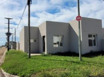 Casa · 75m² · 3 Ambientes · 1 Cochera · Venta Casa a Estrenar, 2 Dorm. Zona Hipodromo