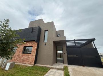 Departamento · 130m² · 3 Dormitorios · 1 Cochera · Venta - Duplex 3 Dorm. (Uno en Planta Baja) 2 Baños - San Ignacio Village