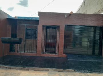 Foto · Casa 3 Dorm Patio Cochera en Barrio Müller.