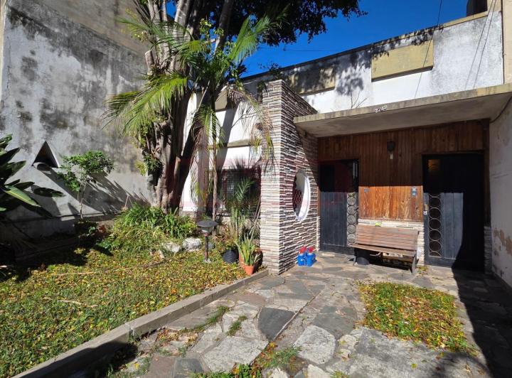 Casa · 173m² · 5 Ambientes · 1 Cochera