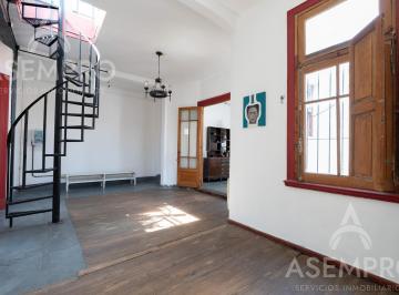 PH · 80m² · 3 Ambientes · PH 3 Ambientes en Venta en Balvanera con Terraza