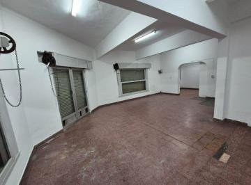 Local comercial de 18 ambientes, Esteban Echeverría · Importante Esquina Comercial en Alquiler