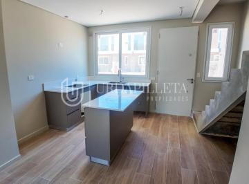 Departamento · 78m² · 3 Ambientes · 1 Cochera · Townhouse en Alquiler 3 Ambientes en Aldeana Pilar