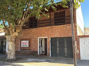 Casa · 182m² · 4 Ambientes · 1 Cochera · Casa en Venta 5 Ambientes Munro