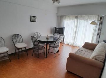 Departamento · 62m² · 3 Ambientes · Departamento en Venta 3 Ambientes con Balcon a La Calle