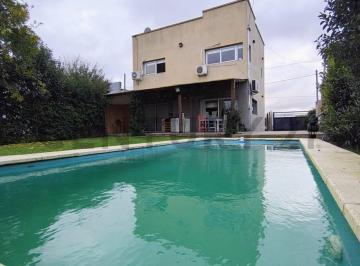 Casa · 100m² · 3 Ambientes · 1 Cochera · Casa 2 Dorm. con Pileta en Venta en Arturo Segui